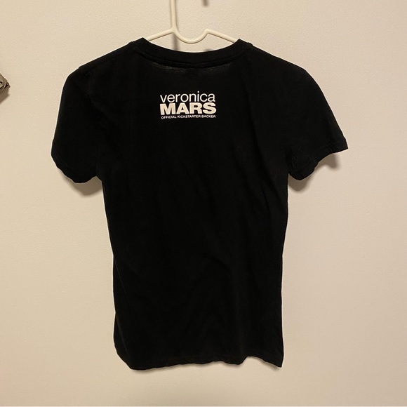 2 Veronica Mars T-shirts - Picture 6 of 12